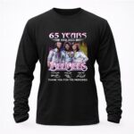 65 years 1958 2023 Bee Gees Maurice Gibb Barry Gibb Robin Gibb Signatures Thanks 4 Long Sleeves.jpg
